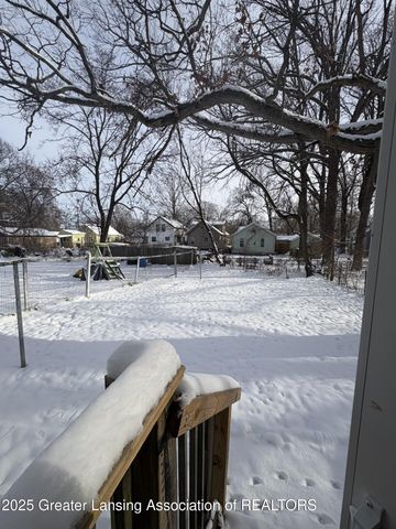 1119 Leslie Street, Lansing, MI 48912