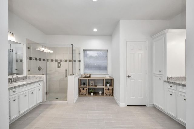 5126 Manorhaven Lane, Houston, TX 77084
