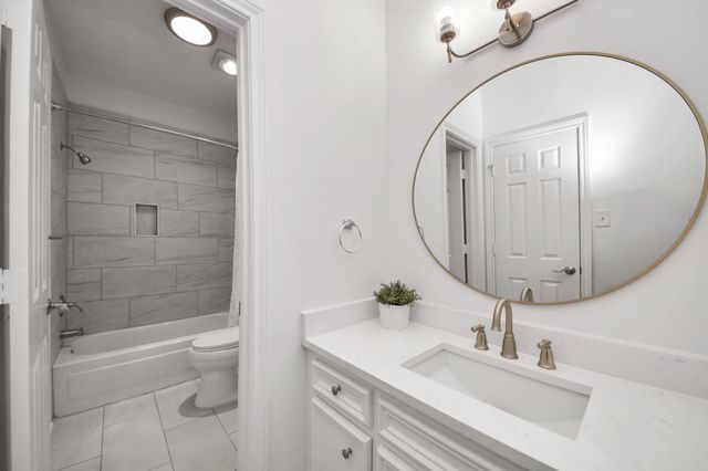5126 Manorhaven Lane, Houston, TX 77084