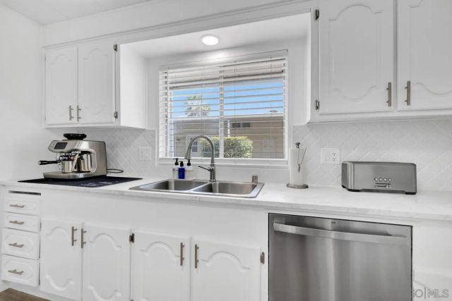 4969 Old Cliffs Rd, San Diego, CA 92120