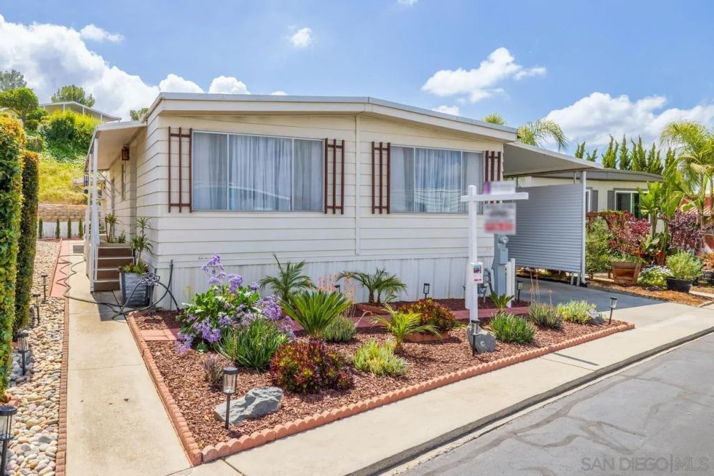 4969 Old Cliffs Rd, San Diego, CA 92120