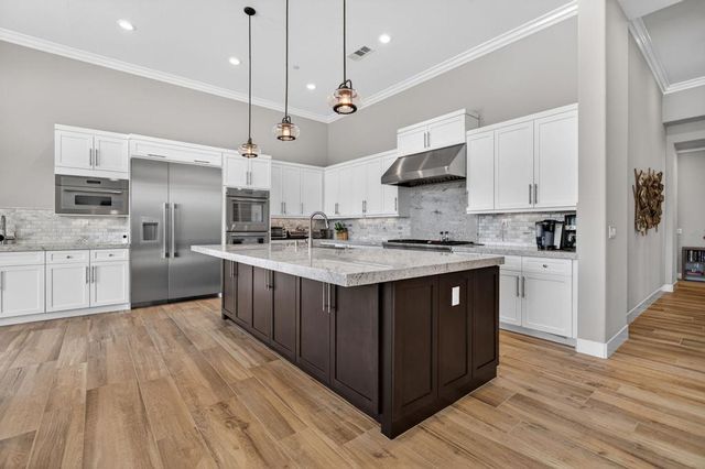 81675 Thunder Gulch Way, La Quinta, CA 92253