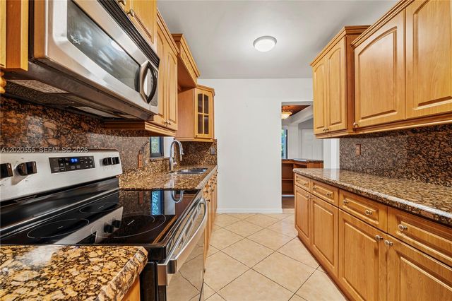 8311 SW 34th Ter 8311, Miami, FL 33155
