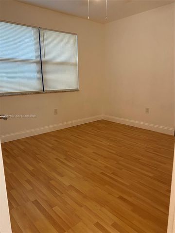 10537 NW 8th Street, Pembroke Pines, FL 33026