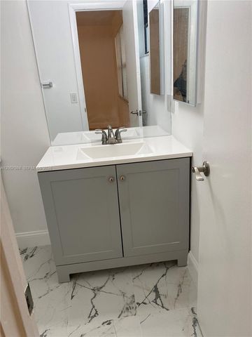 10537 NW 8th Street, Pembroke Pines, FL 33026