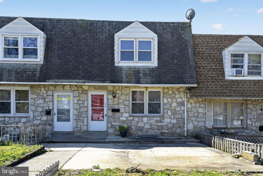 4026 GIDEON RD, Brookhaven, PA 19015