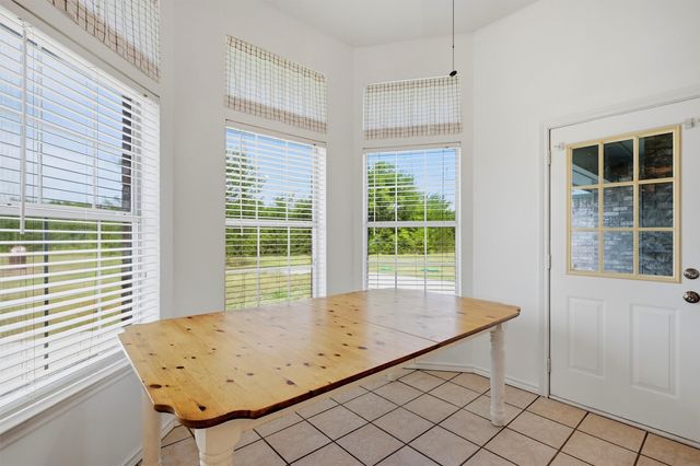 2227 County Road 2909, Dodd City, TX 75438