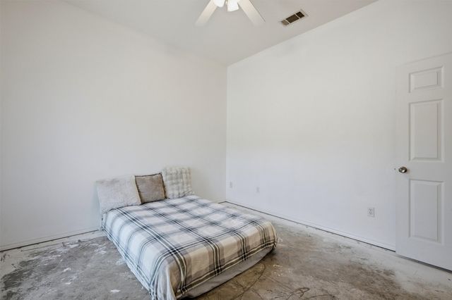 2227 County Road 2909, Dodd City, TX 75438