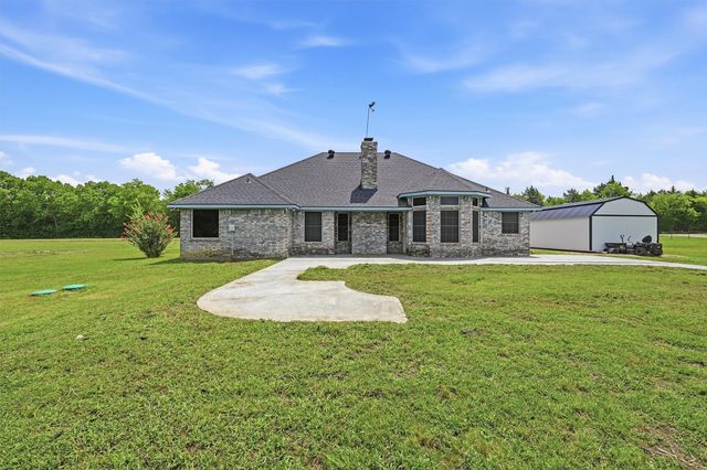 2227 County Road 2909, Dodd City, TX 75438