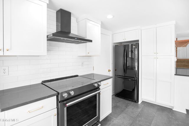 130 Thimbleberry Road, Ballston Spa, NY 12020