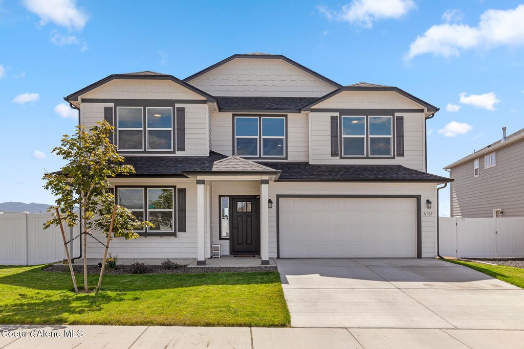 11781 N Banford Ln, Rathdrum, ID 83858