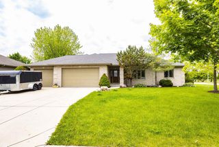 408 MCAULIFFE HEIGHTS TRAIL, Green Bay, WI 54311