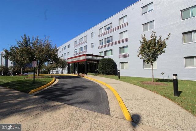 3701 5TH ST S #409, Arlington, VA 22204