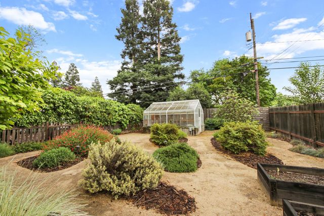 4720 Robertson Avenue, Carmichael, CA 95608