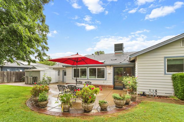 4720 Robertson Avenue, Carmichael, CA 95608