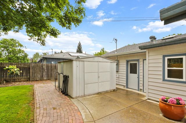 4720 Robertson Avenue, Carmichael, CA 95608