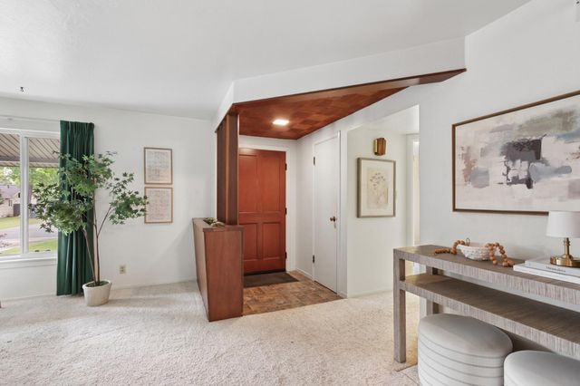 4720 Robertson Avenue, Carmichael, CA 95608