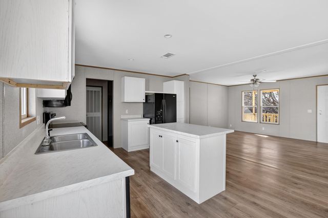 206 Rhett Court, Aurora, TX 76078