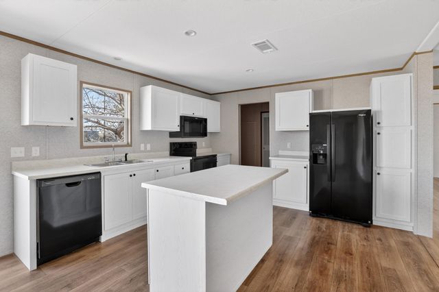 206 Rhett Court, Aurora, TX 76078