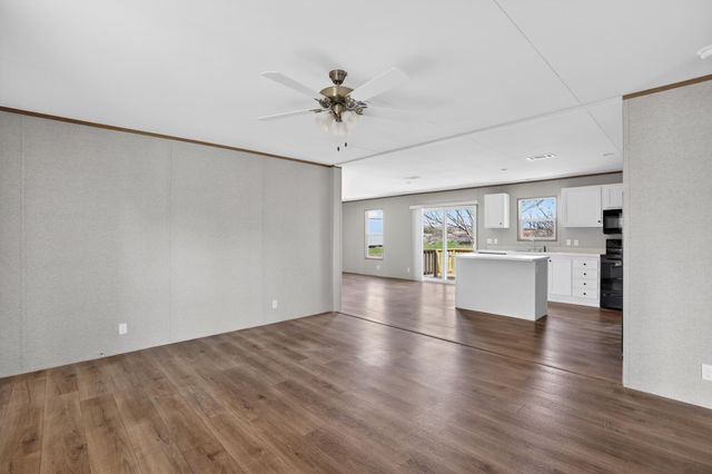 206 Rhett Court, Aurora, TX 76078