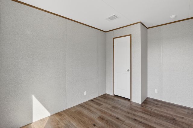 206 Rhett Court, Aurora, TX 76078