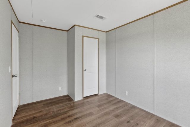 206 Rhett Court, Aurora, TX 76078