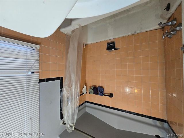 5798 Oldtown Street, Detroit, MI 48224