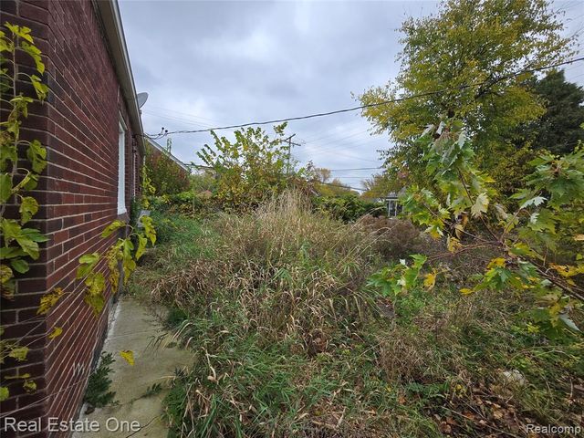 5798 Oldtown Street, Detroit, MI 48224