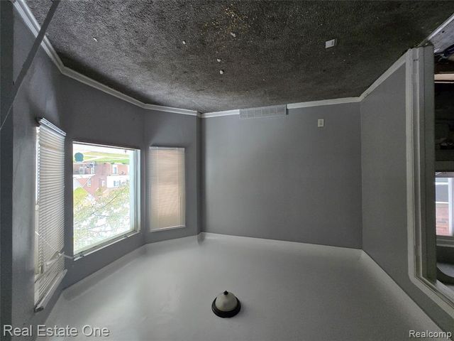 5798 Oldtown Street, Detroit, MI 48224