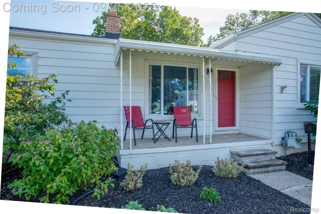 15932 Woodworth, Redford Charter Township, MI 48239