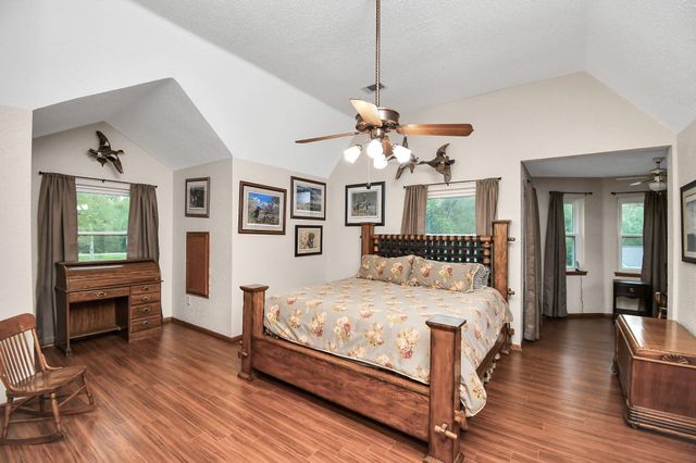 20202 Deer Run Road, Damon, TX 77430