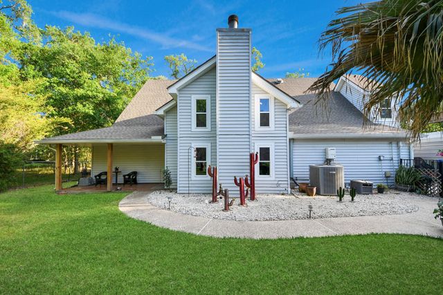 20202 Deer Run Road, Damon, TX 77430