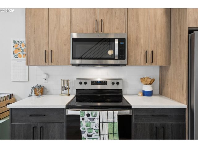 1211 N WINCHELL St 3, Portland, OR 97217