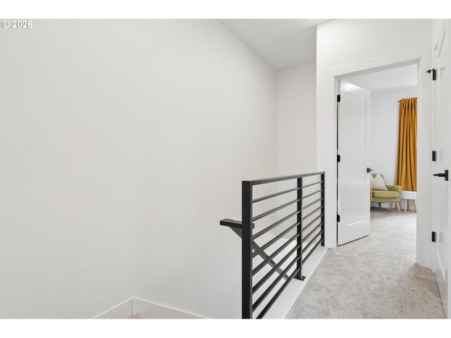1211 N WINCHELL St 3, Portland, OR 97217