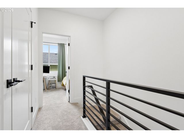 1211 N WINCHELL St 3, Portland, OR 97217