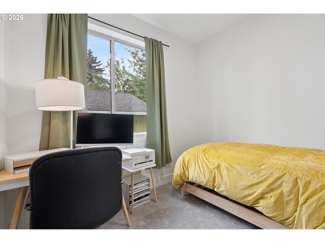 1211 N WINCHELL St 3, Portland, OR 97217