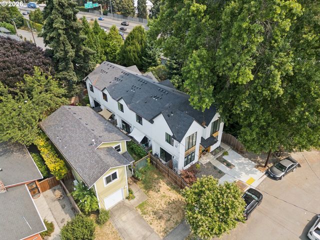 1211 N WINCHELL St 3, Portland, OR 97217