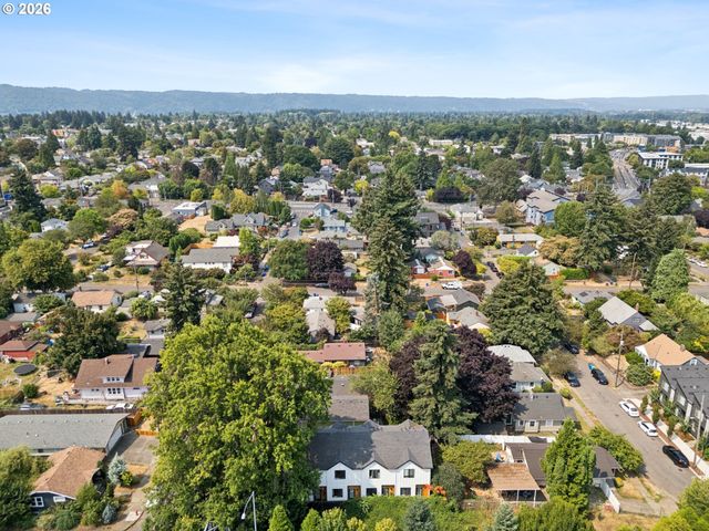 1211 N WINCHELL St 3, Portland, OR 97217