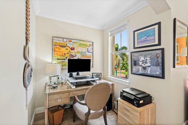 200 NE 2nd Avenue 211, Delray Beach, FL 33444