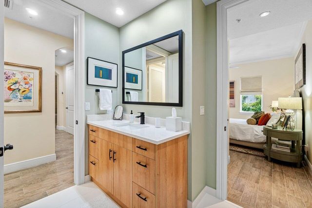 200 NE 2nd Avenue 211, Delray Beach, FL 33444