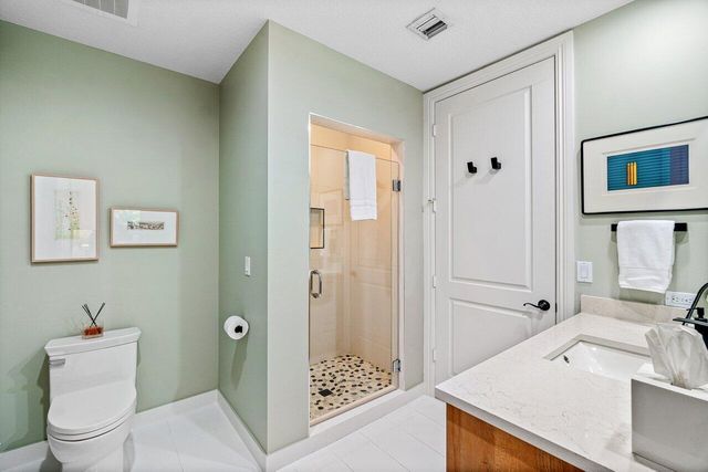 200 NE 2nd Avenue 211, Delray Beach, FL 33444