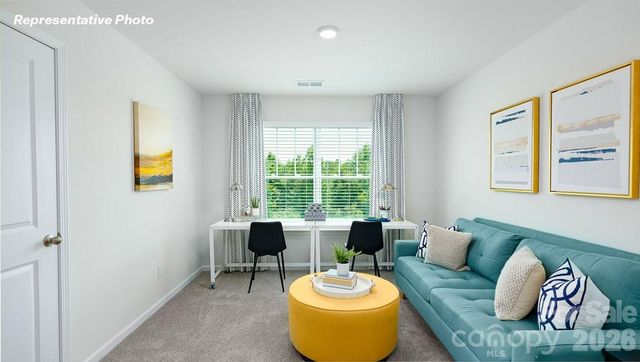 5600 Pamplona Way, Charlotte, NC 28214