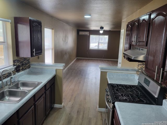 3750 algo dulce, San Antonio, TX 78211