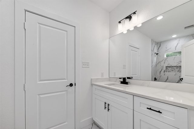 9334 Waller Street, Houston, TX 77012