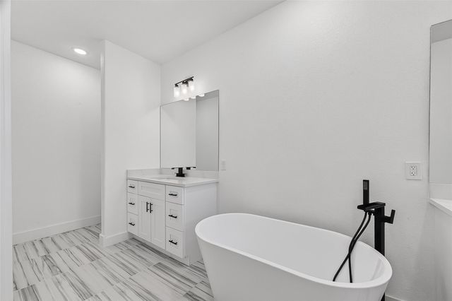 9334 Waller Street, Houston, TX 77012