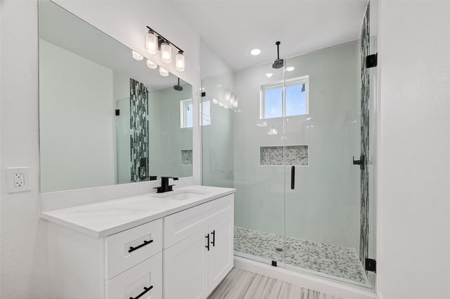 9334 Waller Street, Houston, TX 77012