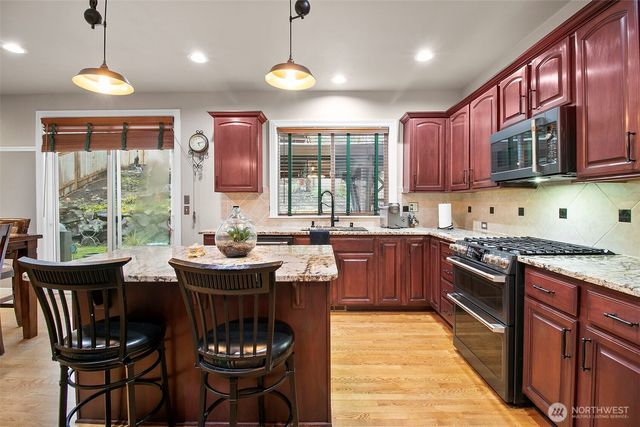 12153 SE 307th place, Auburn, WA 98092