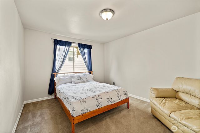 12153 SE 307th place, Auburn, WA 98092