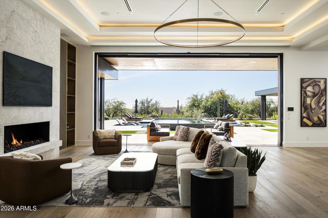 9245 E RIMROCK Drive, Scottsdale, AZ 85255