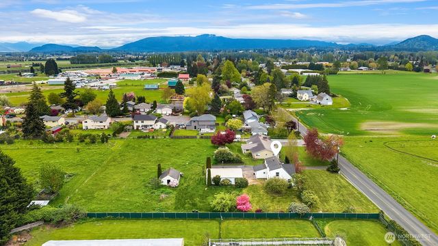 17289 Dunbar Road, Mount Vernon, WA 98273